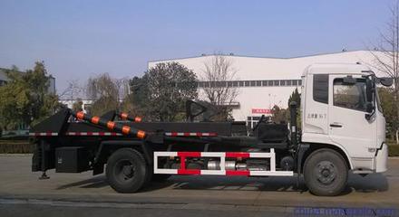 山西晉中市26方干混砂漿背罐車 高效運(yùn)輸解決方案與中國(guó)重汽華威制造